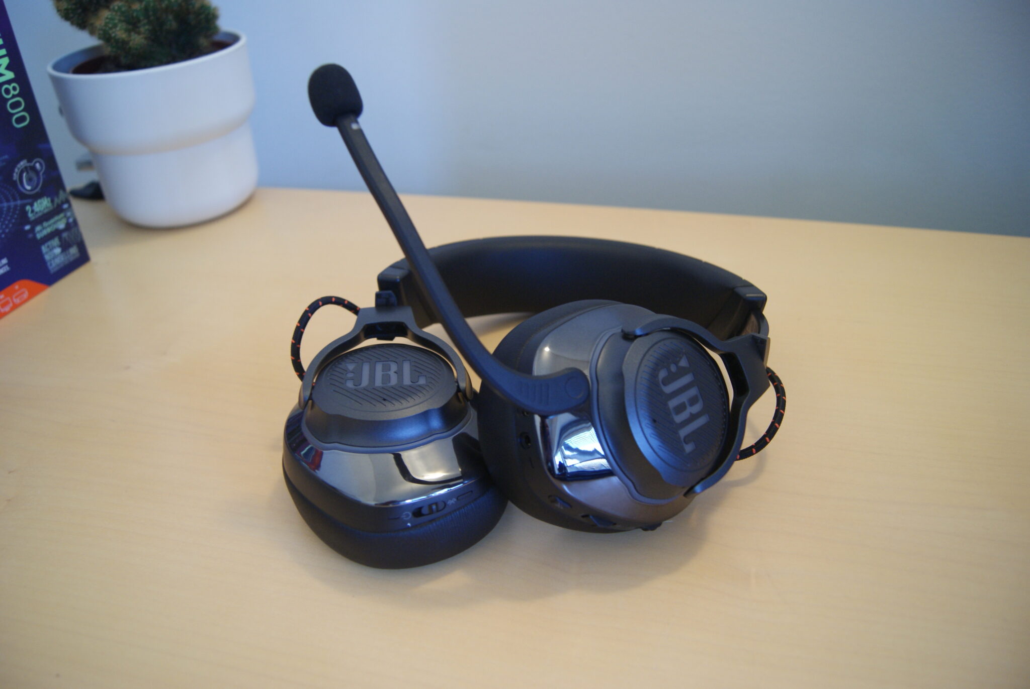 Test: JBL Quantum 800 ANC Gaming headset | eReviews.dk